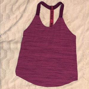 NIKE Elastika workout tank top